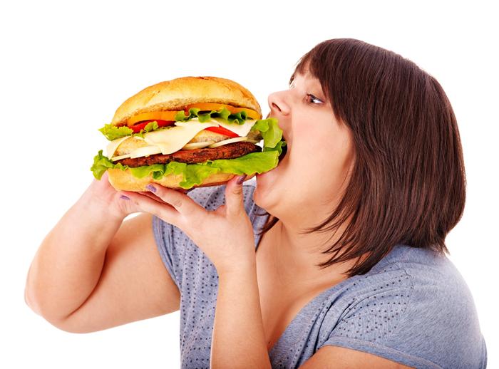 Con trẻ sẽ dễ mắc bệnh béo phì khi cha mẹ ăn giàu chất béo