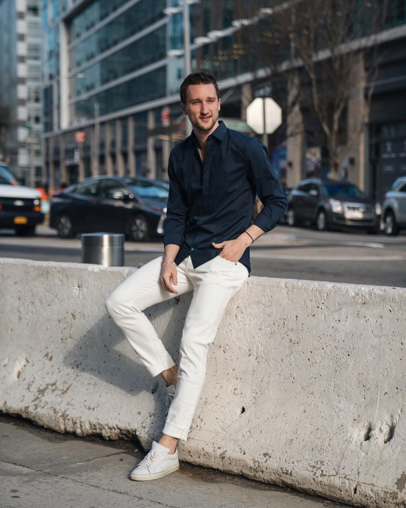 8 cách phối quần jeans trắng chất cực chất từ fashionista Marcel Floruss