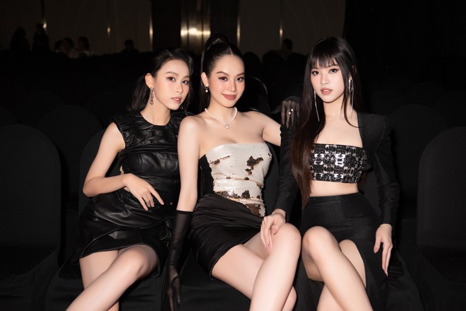 Top 3 Hoa hậu Việt Nam 2022 ton-sur-ton đọ sắc tại sự kiện
