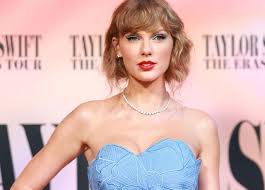 Những bộ cánh đình đám được Taylor Swift diện trong suốt sự nghiệp