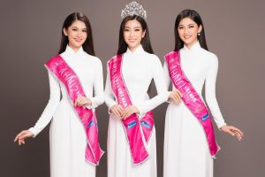 Những mỹ nhân đẹp nhất Hoa hậu Việt Nam với áo dài trắng thuần khiết