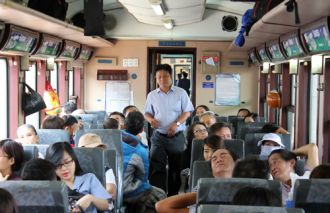 Tour du lịch bằng tàu lửa khám phá ngoại ô Sài Gòn
